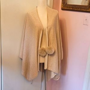 NWT MARC NEW YORK ivory fleecy wrap
